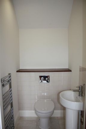8, Garner Close, Brampton photo 4