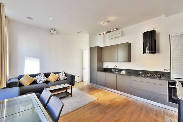Duplex to rent in Maygrove Road, London