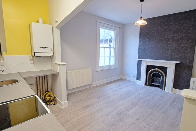2D, Church Road, Gosport photo 4