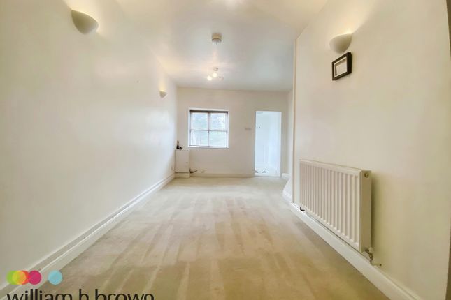 7 Little Dytchleys Mews, Coxtie Green Road, Navestock photo 2