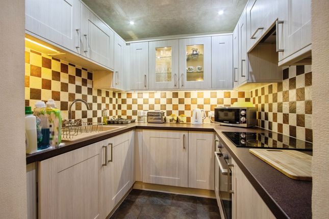 17, Sandbed Lawns, Leeds photo 4