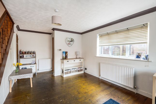 13a Sherwood Crescent, Reigate photo 4