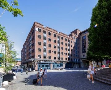 Thumbnail Leisure/hospitality to let in Queen Square, Liverpool
