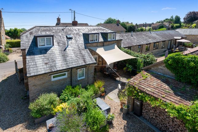 Thumbnail Barn conversion for sale in Holton, Somerset