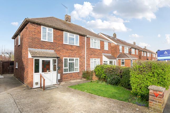 3-bed semi-detached on 109, Narbeth Drive, Buckinghamshire, £375,000
