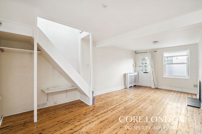Terraced house for sale in St Helens Road, Ealing