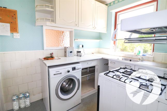 47, Shinglewell Road, Erith photo 5