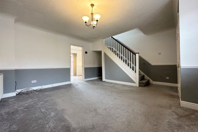 12, Munday Court, Bracknell photo 3
