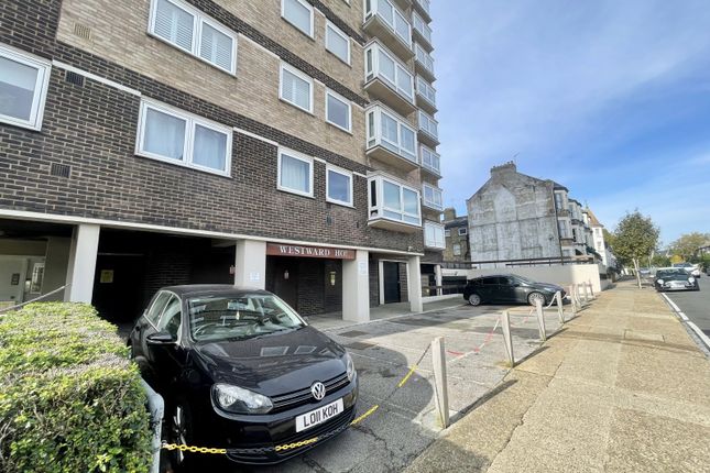 Flat for sale in Westcliff Parade, Westcliff-On-Sea, Essex