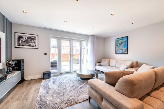 6, Pearl Close, Maidstone photo 2