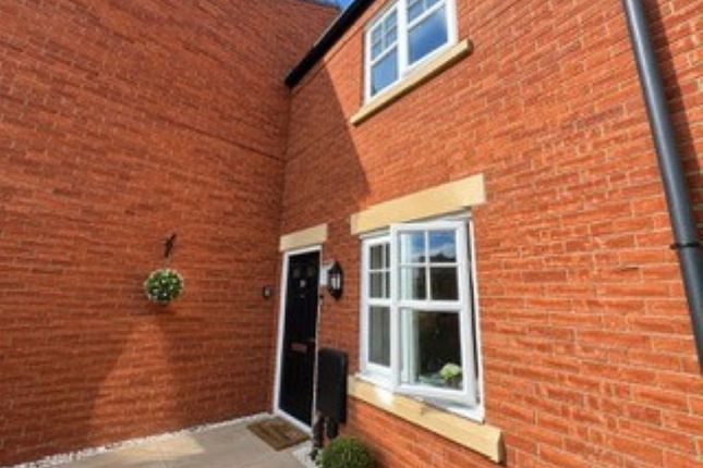 28, Caradon Way, Rugby photo 2