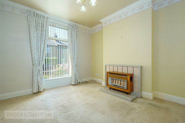 31, Adelphi Road, Huddersfield photo 4