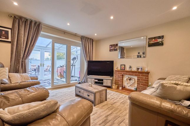 334a, Rugby Road, Hinckley photo 2