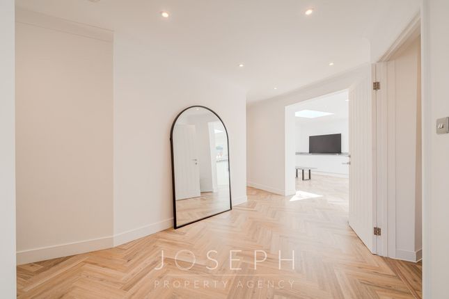 21 Cedar Avenue, Ipswich photo 2