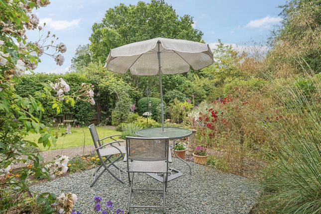 20, Oak Tree Road, Milford, Godalming photo 4