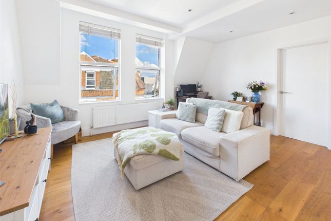 Flat 5, 2a, Laurel Avenue, Twickenham photo 3