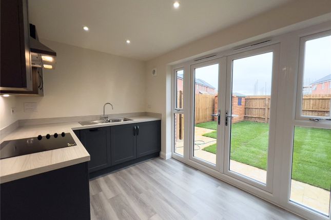 17, Apple Way, Peterborough photo 2