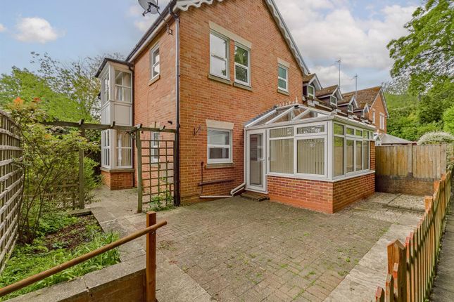 4, Albert Park Mews, Malvern photo 3