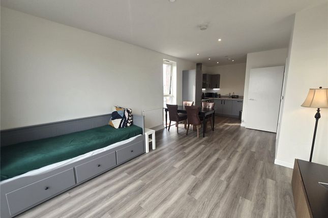 Flat 160 Catimor House, 47, Cranton Avenue, Greater London photo 4