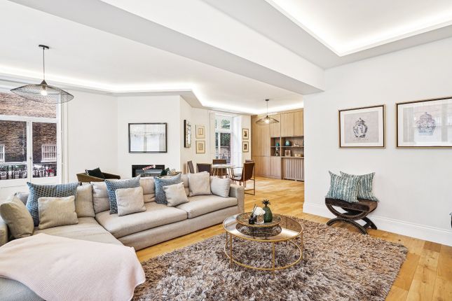 Thumbnail Flat for sale in Drayton Gardens, Chelsea, London