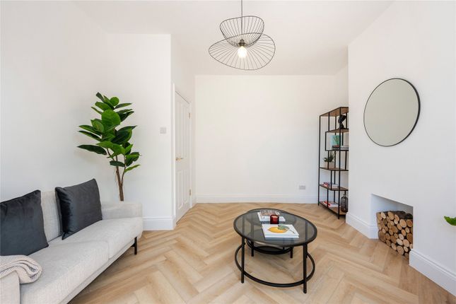Flat for sale in St Albans Crescent, Wood Green, London