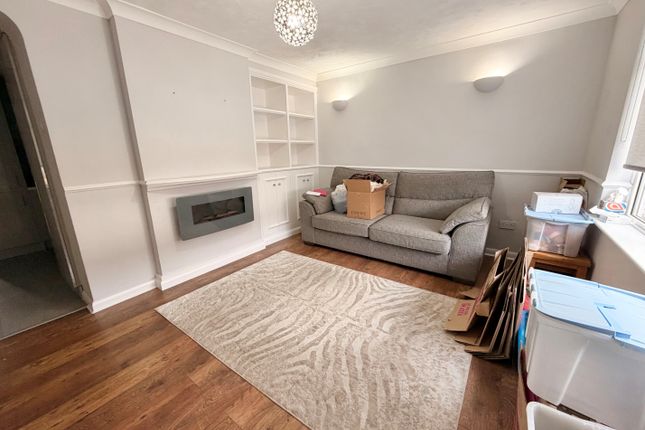 9, DALROY CLOSE, SOUTH OCKENDON photo 4