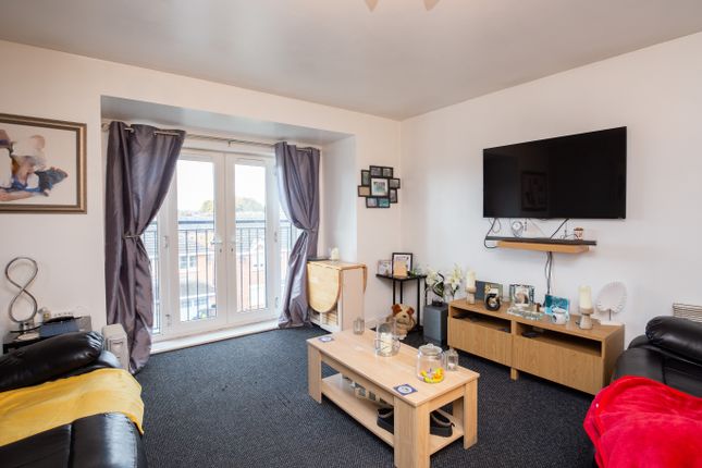 90, Weavermill Park, Wigan photo 2