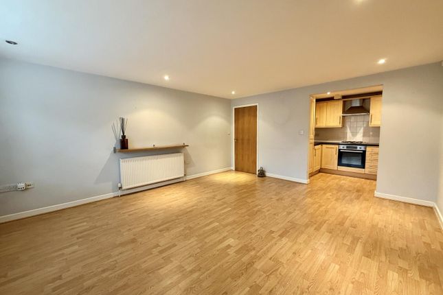 6 Chapel Court, Great North Road, Leeds photo 3
