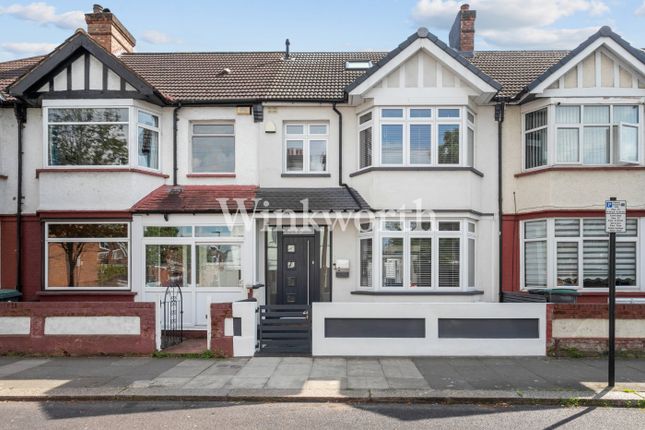 Terraced house for sale in Holcombe Road, London