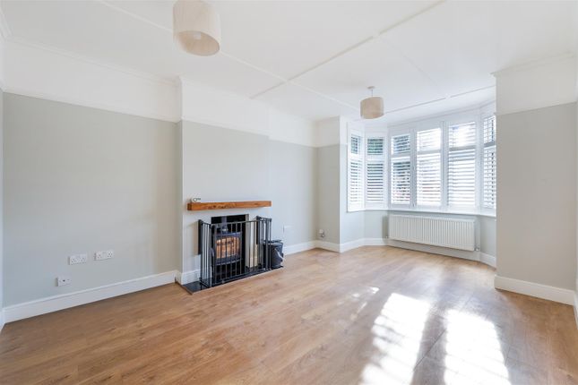 17, Winkworth Road, Banstead photo 3