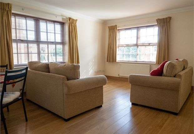 Flat for sale in Daniells House, West Bergholt