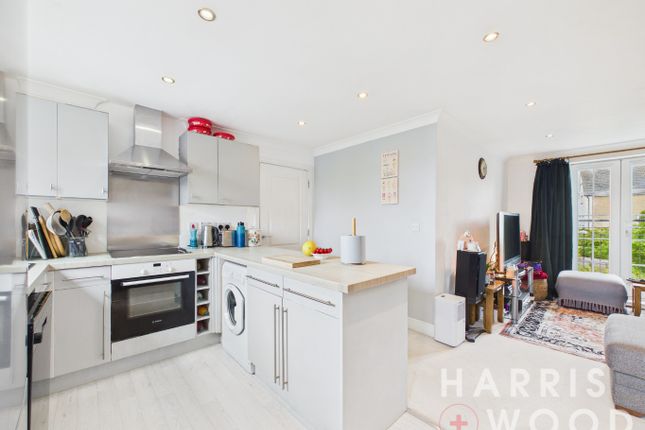 47 Weyland Drive, Stanway, Essex photo 4