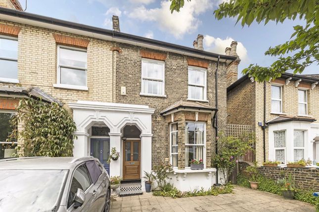 Thumbnail Property for sale in Ashbourne Grove, London