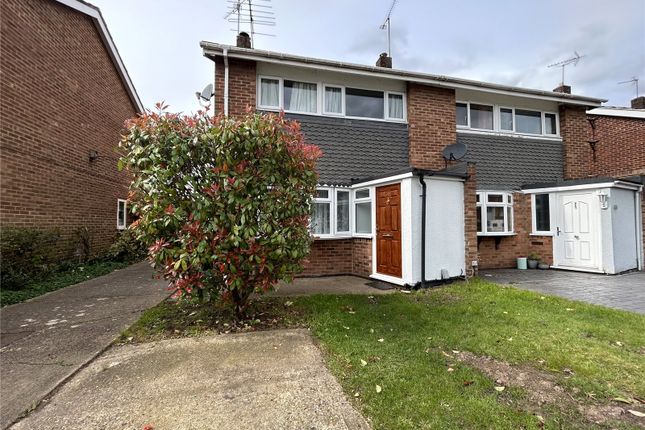 Thumbnail Semi-detached house to rent in Austin Road, Woodley, Reading, Berkshire