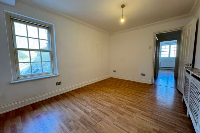 Flat 2, 40 Upper Gardner Street, Brighton, Brighton photo 3