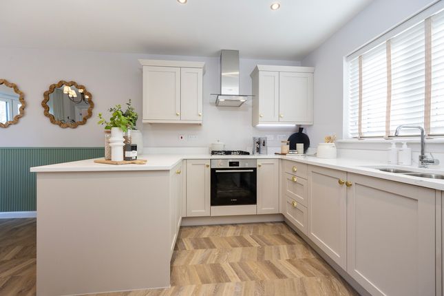 57, Wanborough Road, Swindon photo 4