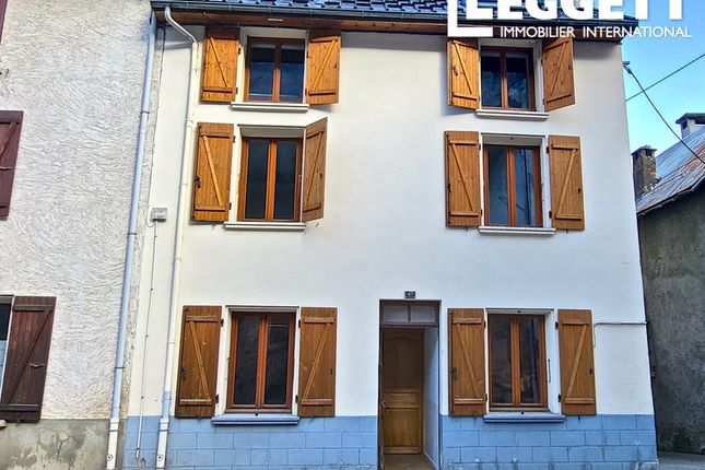 Thumbnail Villa for sale in Le Bourg-D'oisans, Isère, Auvergne-Rhône-Alpes