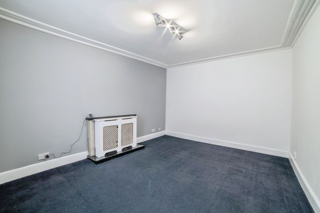 15, Gordon Street, Peterhead photo 3