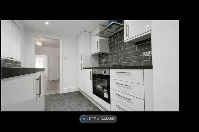 Sandy Lane, Walton, Liverpool photo 3