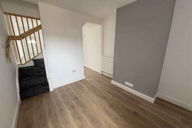 9, Walton Road, Lowestoft photo 3