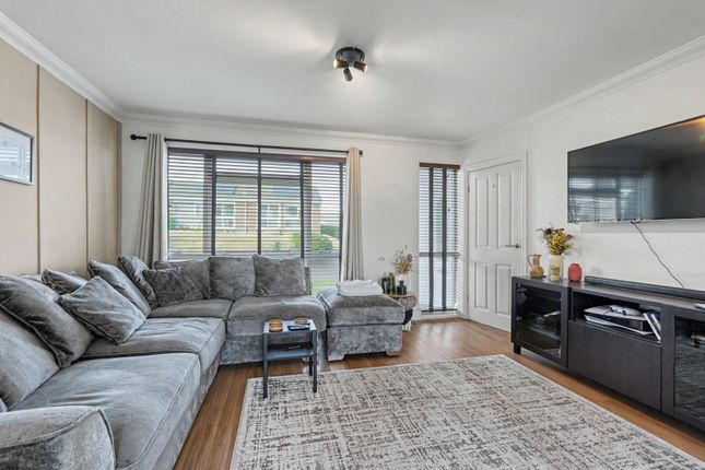 25, Wollenscroft, Workington photo 3