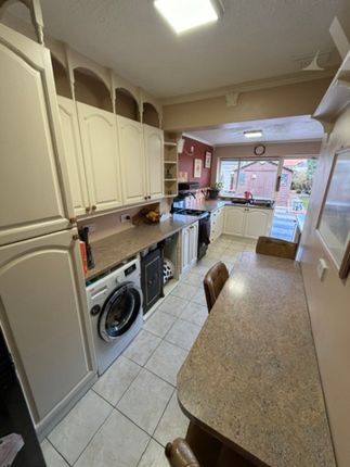 134 Flaxley Road, Birmingham photo 5