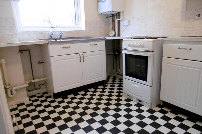 32, Aspen Gardens, Poole photo 4