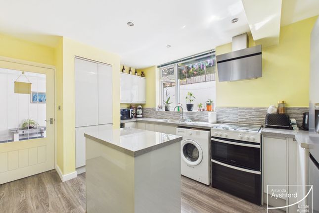 55 Occombe Valley Road, Paignton photo 4