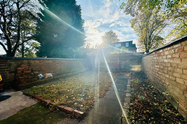 136 Rolleston Drive, Nottingham photo 4