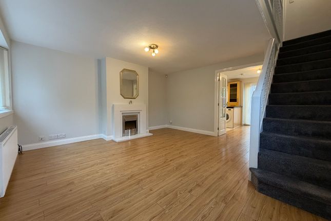 Epsom Court, Tyne and Wear photo 2