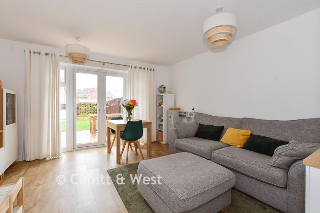 2-bed terraced on Valley Drive, Tinsley Green, Crawley, £385,000