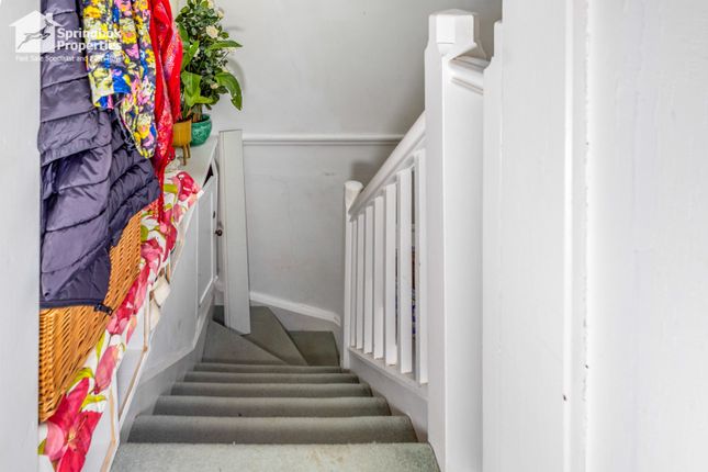 Flat 5, Sunny Brae, Grange-over-sands photo 2