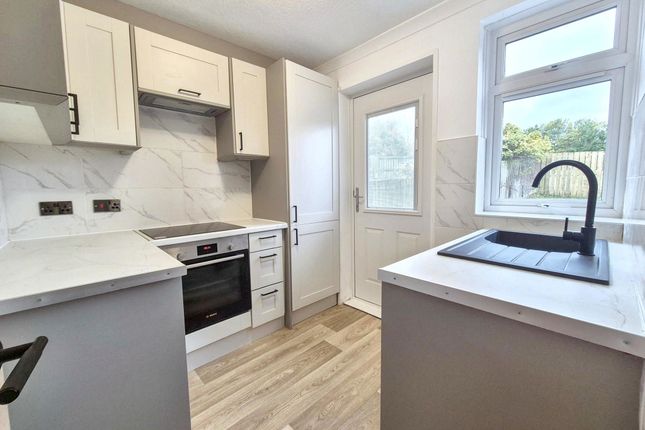 Prince Consort Road, Hebburn photo 3