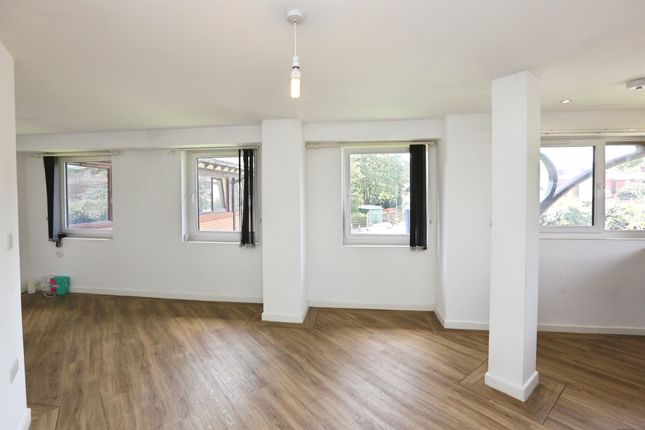 Apartment 7, Furze Court, 116, Wickham Road, Fareham photo 4